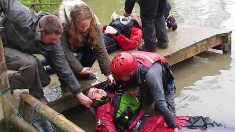 This is a water scenario from our 16 hour Outdoor First Aid Course.  Some really interesting things to pick up on - and let's face it - it is easy to review and pick out what we all should have done differently - the challenge is to stop, assess, and plan things through before we act!
We pride ourselves in making the scenarios as real as possible and the first aid courses as interesting and relevant as possible.  For more info - see www.wolt.org.uk, tags: meest voor - youtube
